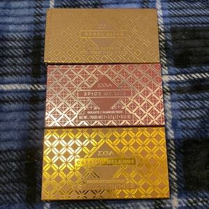 Set of Zoeva highlighters